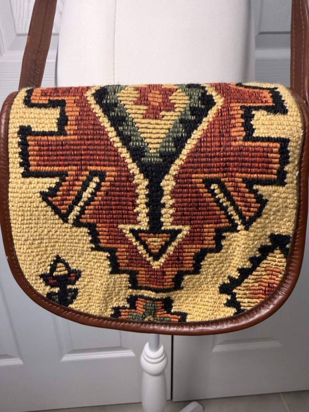 Vintage Boho Raviani  purse western Navajo tapestry & leather Crossbody Bag 🦋